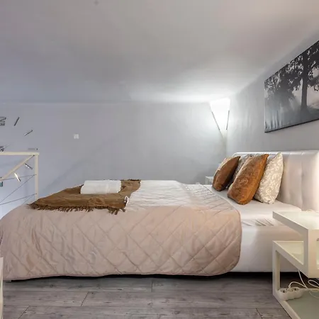 Superb Cozy Studio In The Heart Of Budapest Exterior photo